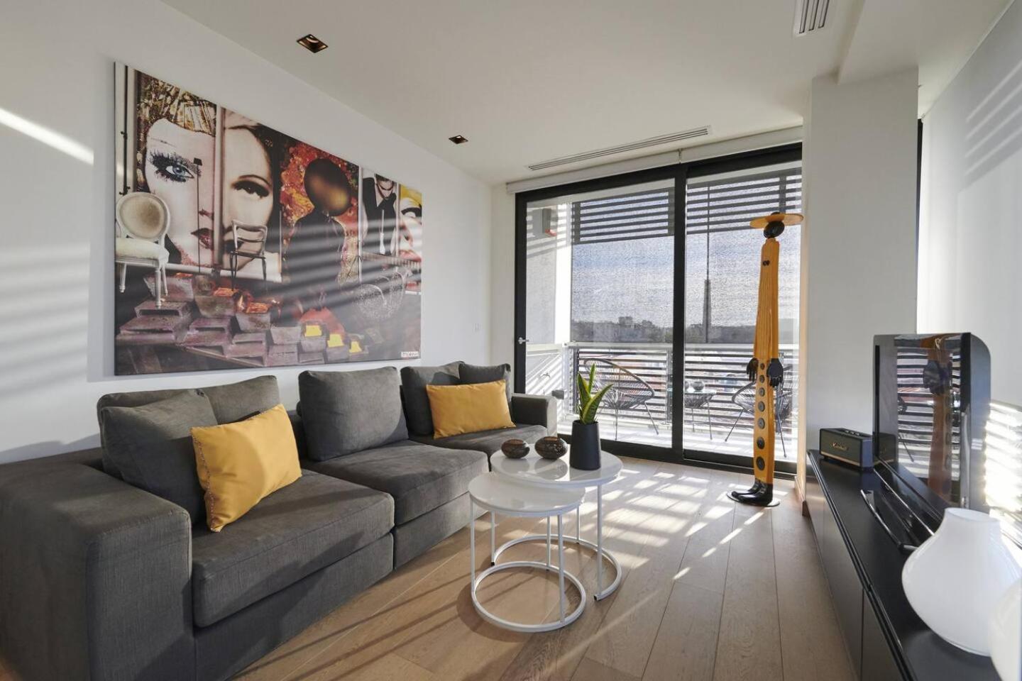 Ma Maison Downtown Loft: Acropolis-adjacent With High-speed Internet 公寓 *